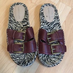 BCBGMAXAZRIA Burgandy slides with double buckles